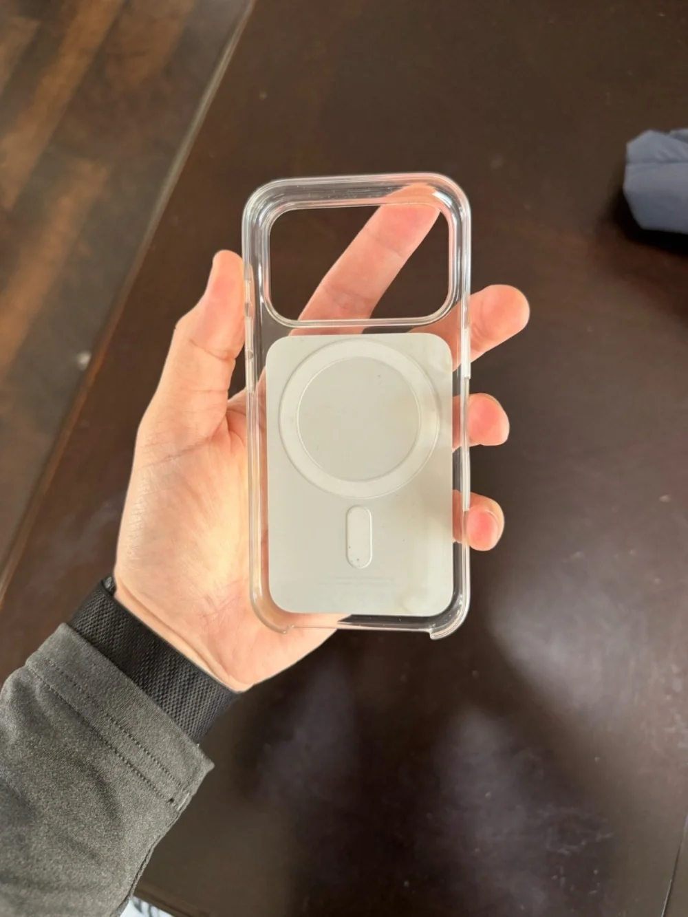 Iphone 17 pro apple clear case